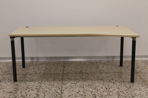 Winkelschreibtisch
